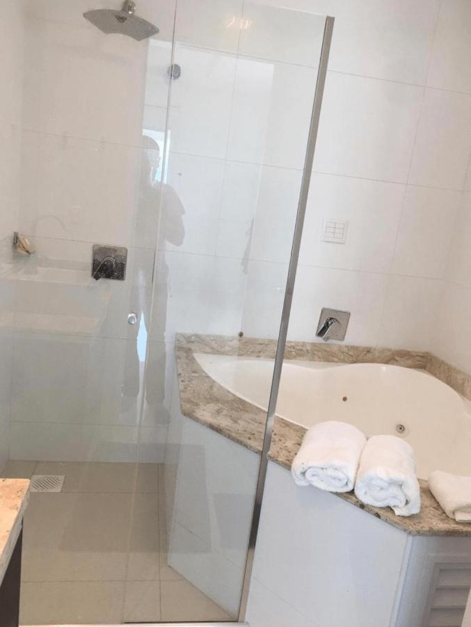 COBERTURA com belíssima vista para o mar e jacuzzi Itapema Exterior foto
