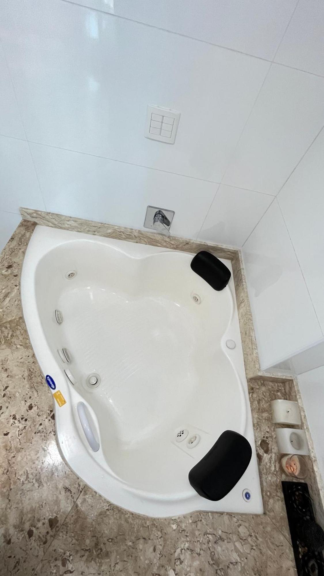 COBERTURA com belíssima vista para o mar e jacuzzi Itapema Exterior foto